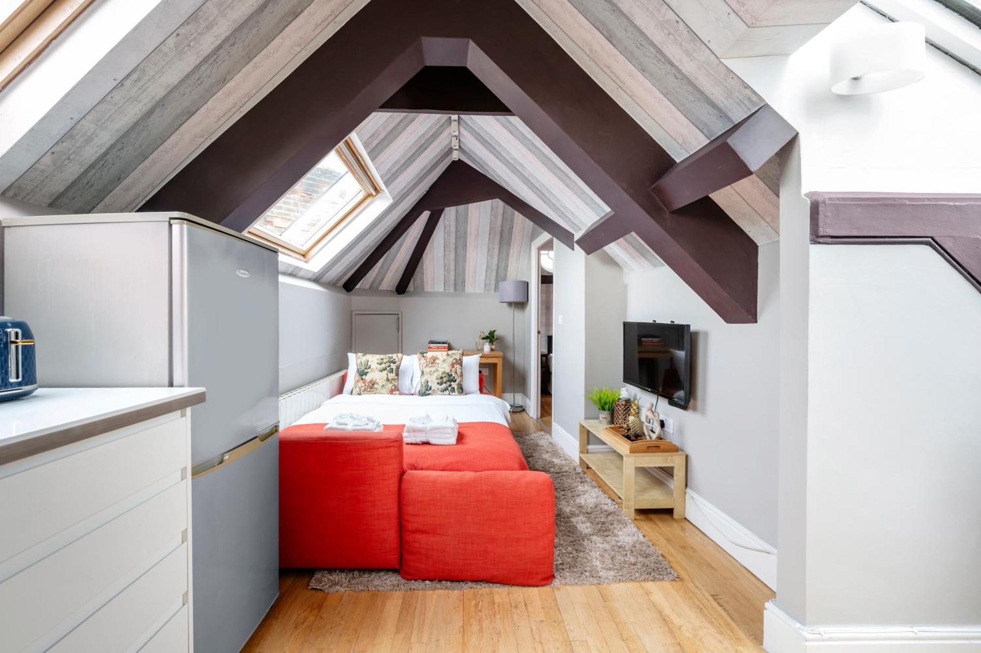 Sunny Loft In Center Of Londra