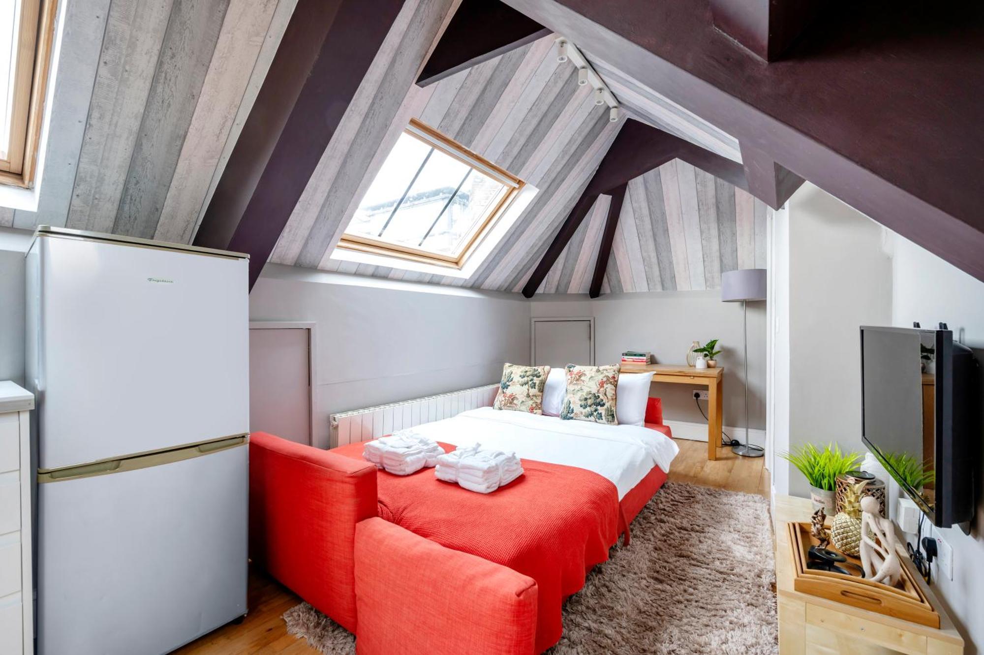 Sunny Loft In Center Of * Londra